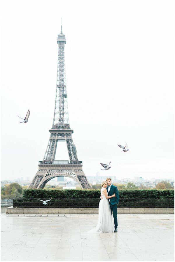 elopement in Paris Christophe Serrano French destination wedding photographer