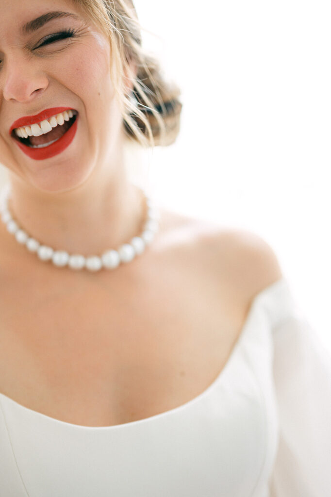Editorial modern wedding at Chateau de Tourreau - Provençal wedding venue