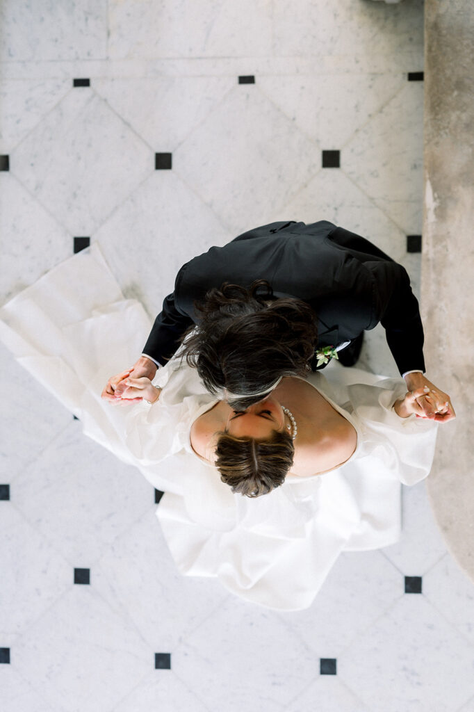 Editorial modern wedding at Chateau de Tourreau - Provençal wedding venue