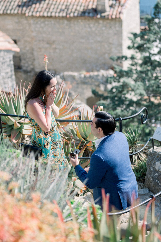 Stunning proposal in the Exotic Garden of Eze, captured discreetly by Christophe Serrano photographer