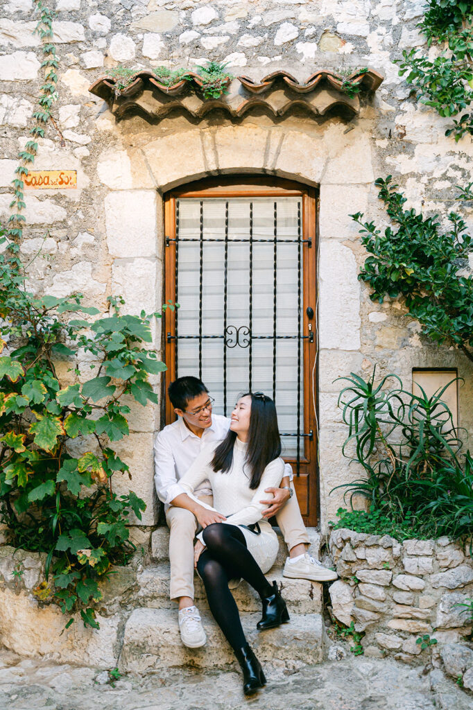 Proposal in the old street and Garden of Eze