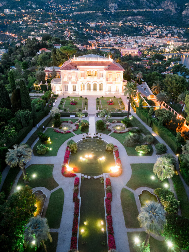 Stunning proposal photos at the Villa Ephrussi, Saint-Jean-Cap-Ferrat