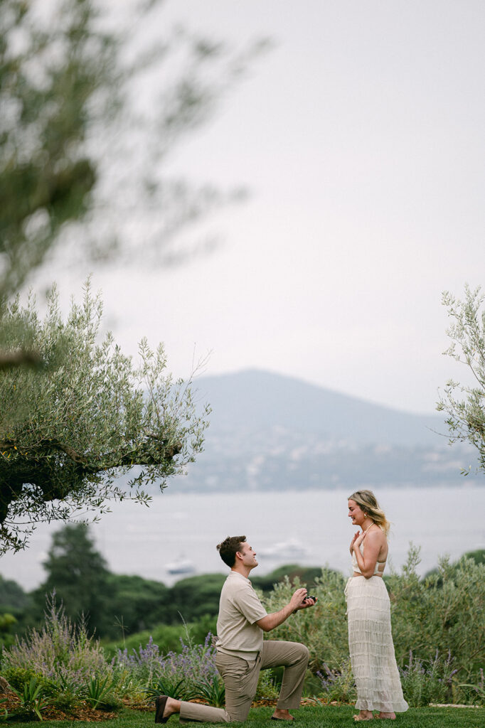 engagement proposal Airelles Saint Tropez Chateau Messardiere