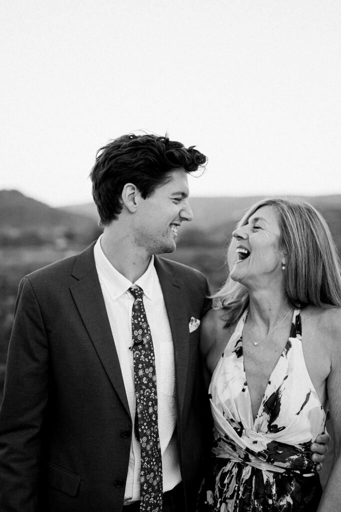 ntimate welcome dinner in a vineyard estate near Gordes, Provence