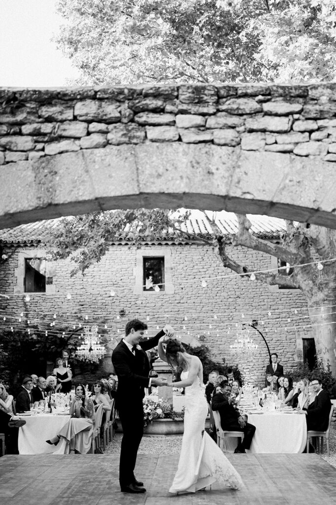 Luxury editorial wedding at Bastide de Laurence, Provence, with elegant white floral decorations
